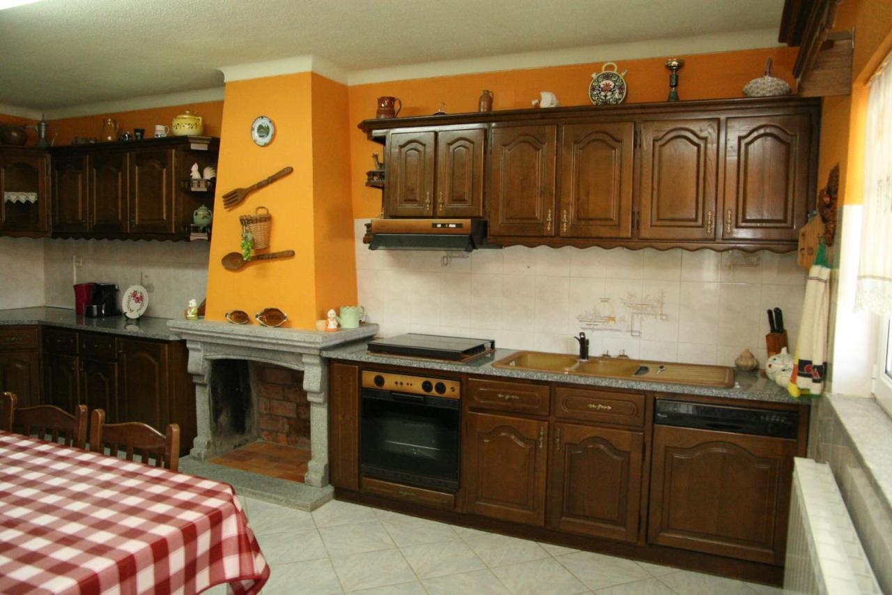 Апартаменты Casa Da Pizzaria Carapito Экстерьер фото